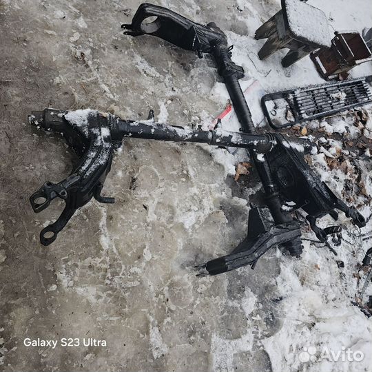 Передняя балка луаз