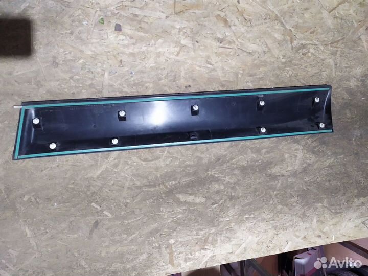 Молдинг двери передний левый Nissan Qashqai