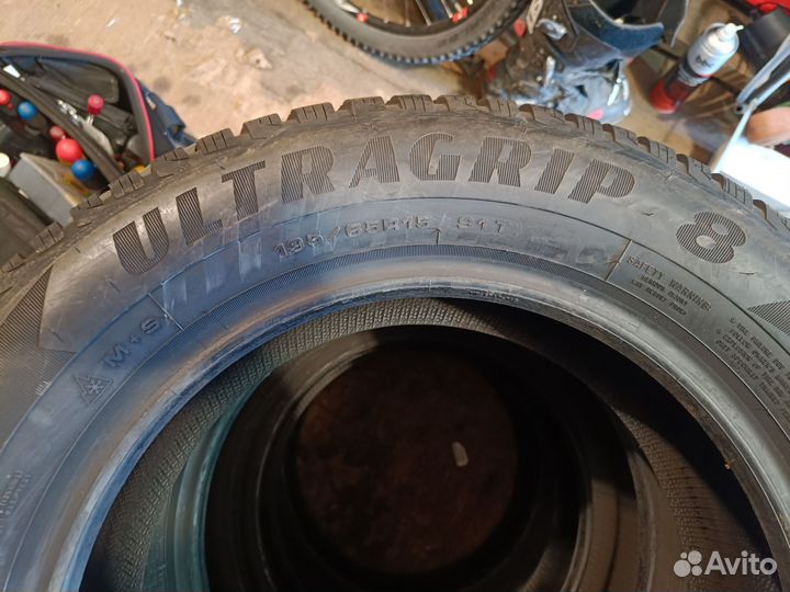 Goodyear UltraGrip 8 195/65 R15 91T