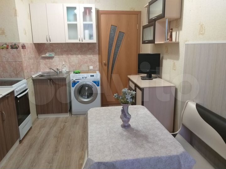 1-к. квартира, 35 м², 3/27 эт.