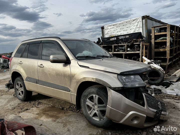 Кузов по частям suzuki grand vitara 2008 2.4 АКПП