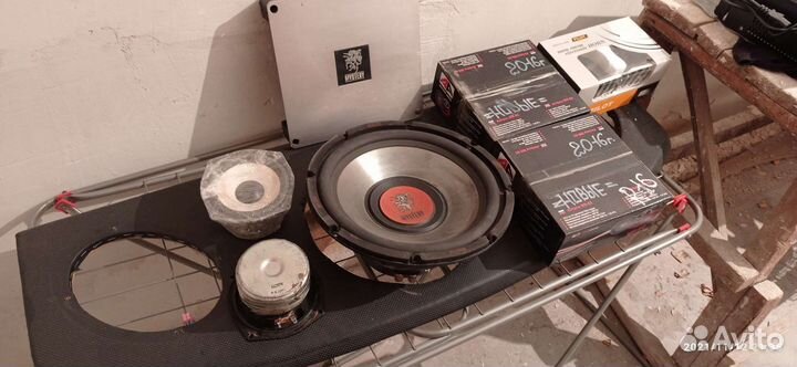 Музыка В автомобили колонки