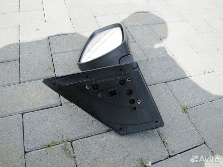Hyundai Solaris зеркало боковое правое 2010-2017