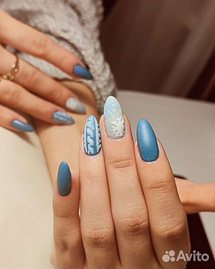 Маникюр педикюр