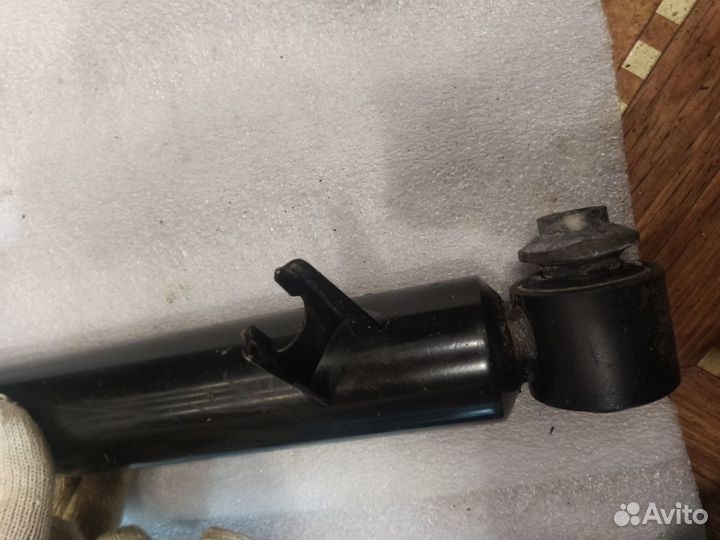 Амортизатор задний левый BMW X5 E70 X5 E70 LCI