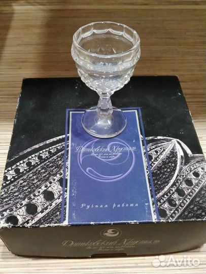 Посуда из фарфора и хрусталя