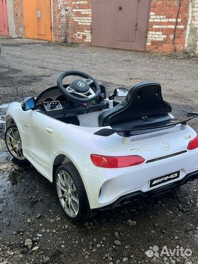 Электромобиль