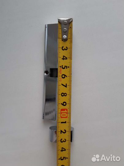 Замок дверной