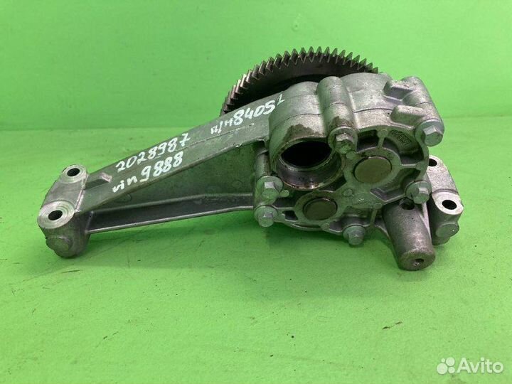 Насос масляный scania P340