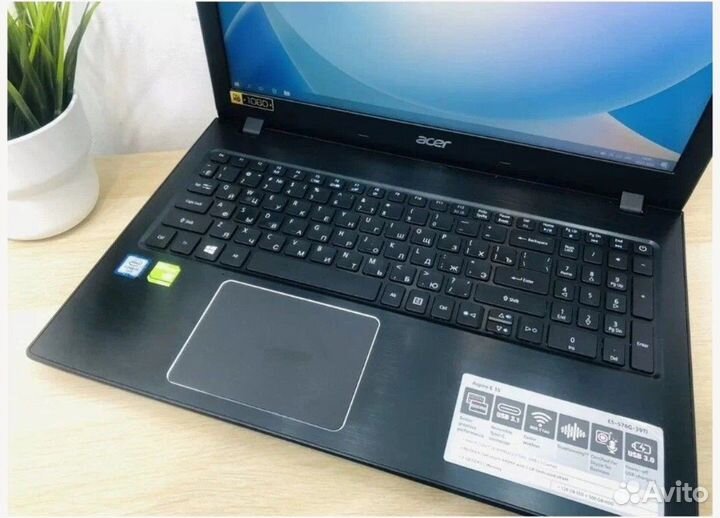 Acer i3-6006U/6GB/94 MX/120 GB SSD/500 GB HDD