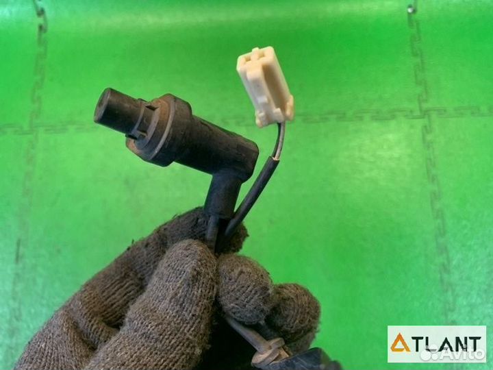 Датчик abs задний правый toyota noah