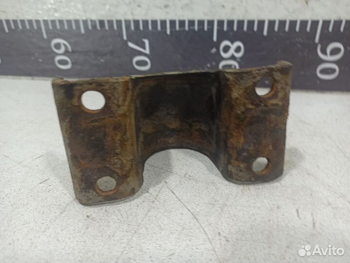 Кронштейн переднего стабилизатора