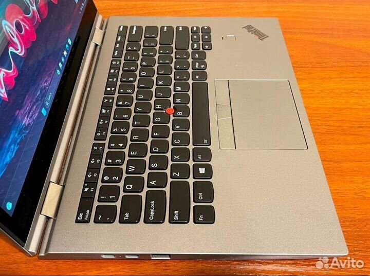 Lenovo ThinkPad X1 Yoga 2-Gen i5-7200U 8Gb/240SSD