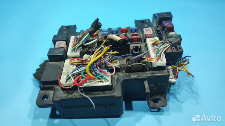 Блок предохранителей салонный Mitsubishi Lancer 10