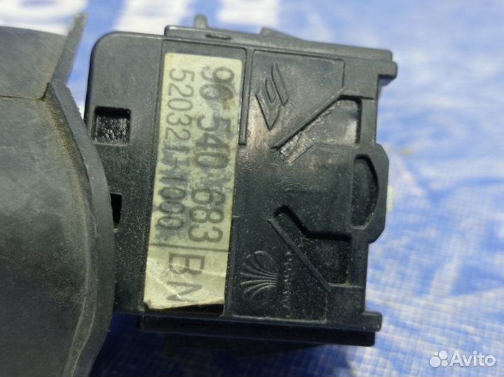 Переключатель поворотов Chevrolet Lacetti седан