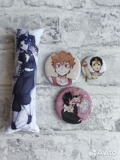 Аниме (дакимакуры, значки)