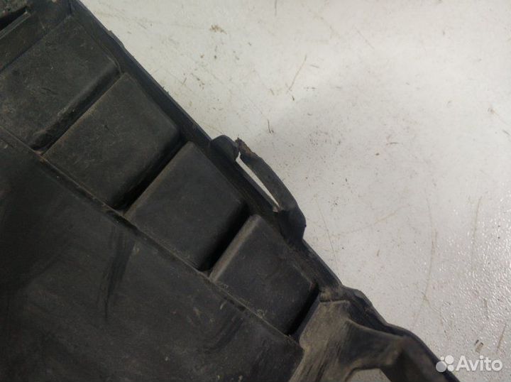 Накладка переднего бампера Ford Focus 3 2011