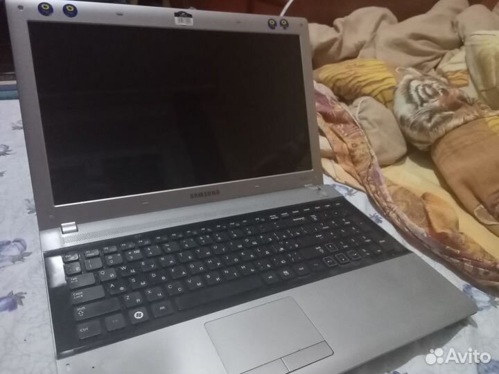 Ноутбук Samsung на запчасти