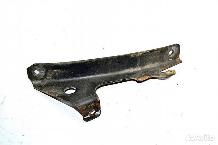 Кронштейн крыла переднего моста, левый DAF XF105