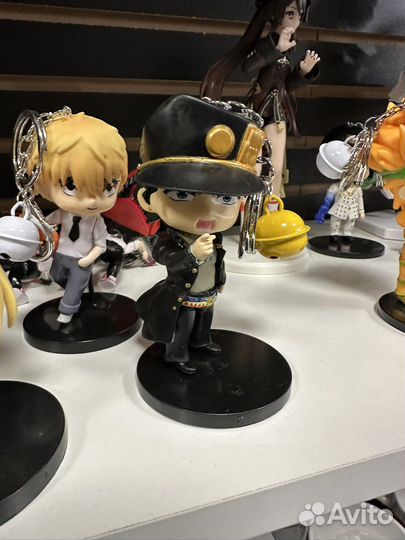 Средняя аниме фигурка