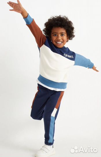 Костюм на мальчика C&A