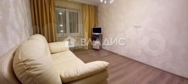 1-к. квартира, 42 м², 3/17 эт.
