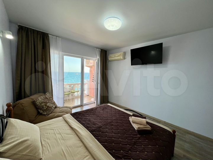 2-к. квартира, 55 м², 2/4 эт.