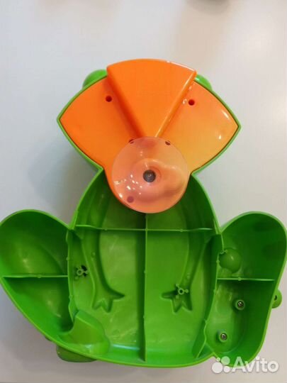 Игрушка для купания в ванной