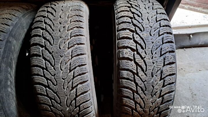 Nokian Tyres Hakkapeliitta 9 SUV 215/65 R16