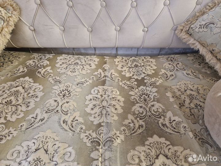 Диван царский в стиле барокко