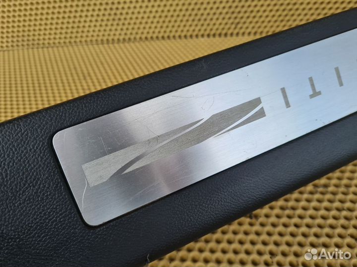 Накладка порога передняя левая Infiniti Fx35 Fx37