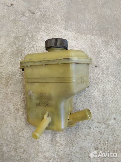 Бачок гур Мазда CX-9