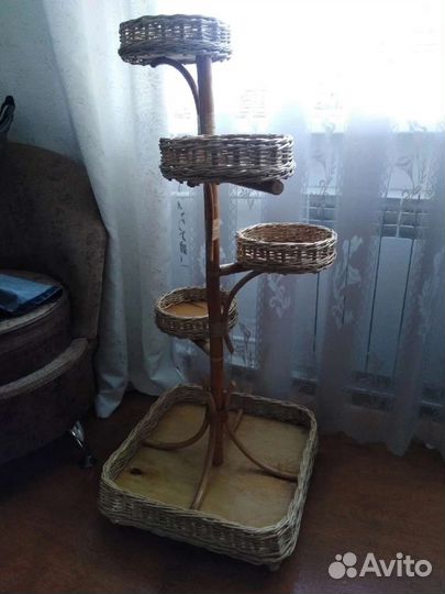 Подставка для цветов