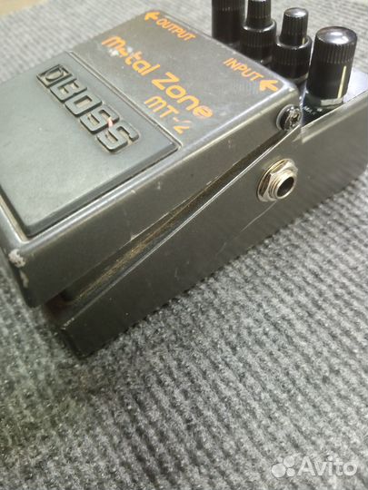 Педаль эффектов Boss Metal Zone MT-2, дисторшн