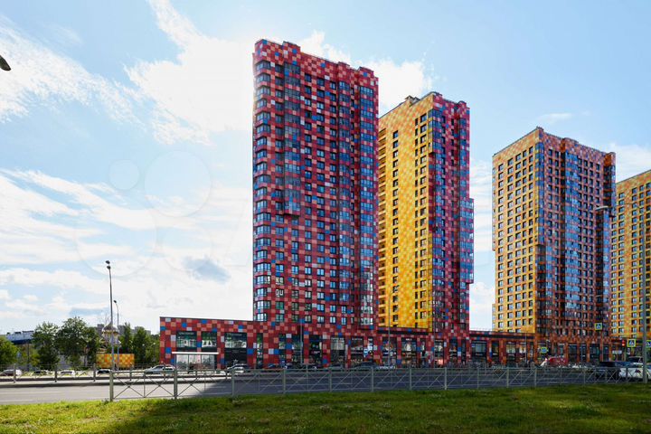 4-к. квартира, 137 м², 17/23 эт.