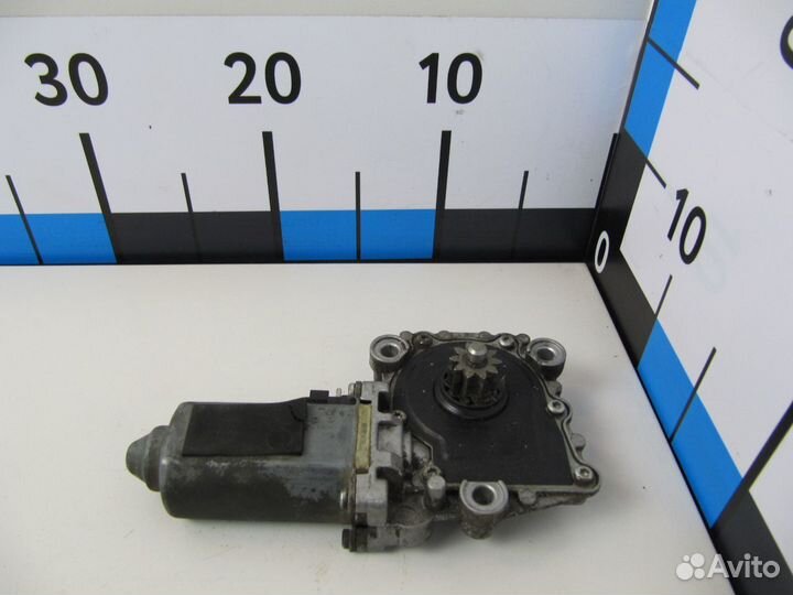 Моторчик стеклоподъемника Volvo FM9 FM12 FH12