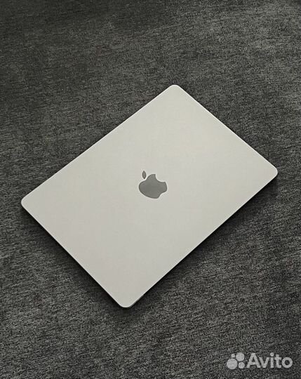 Apple MacBook Air 13 2022 m2 256gb
