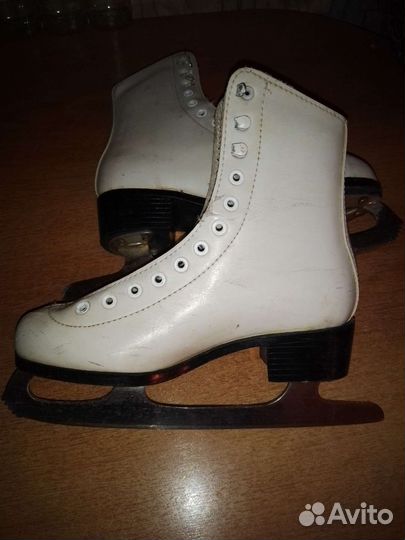 Коньки детские