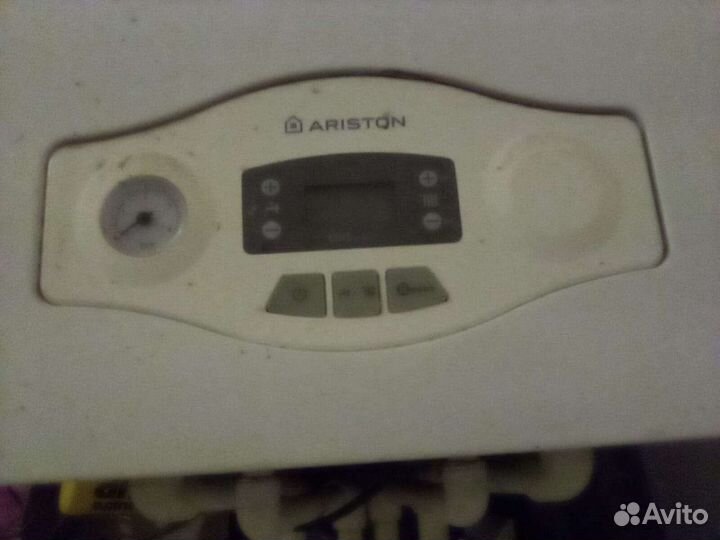 Газовая колонка Ariston и радиаторы