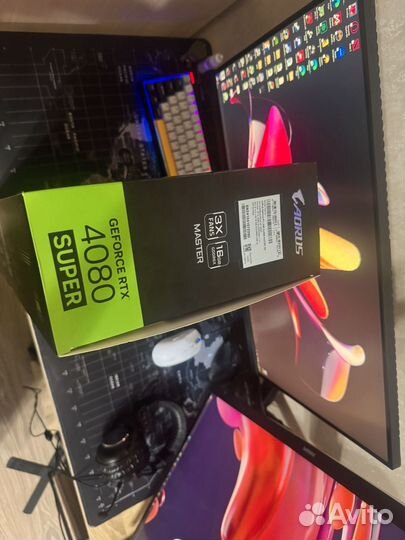 Видеокарта Gigabyte Aorus 4080 super