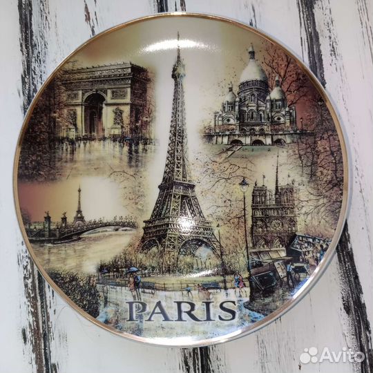 Настенная тарелка и панно