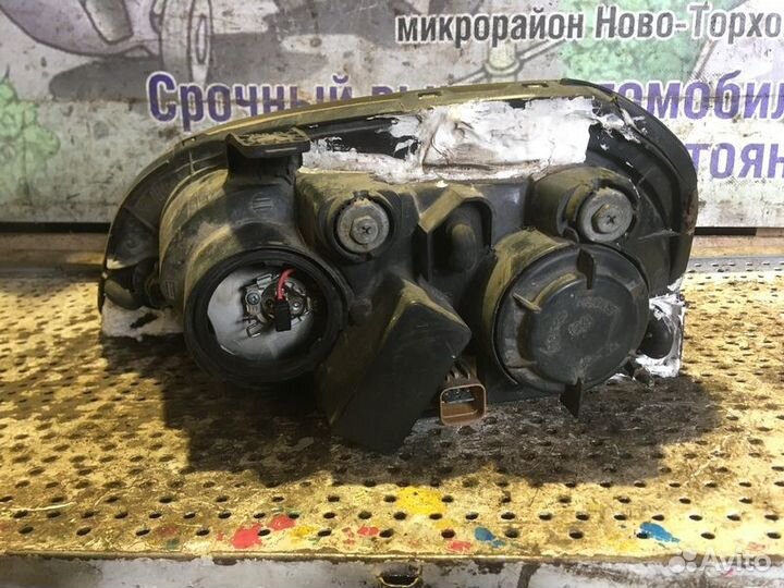 Фара передняя правая Renault Logan 1 фаза2