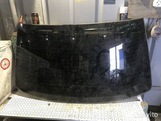 Стекло заднее Hyundai Elantra xd