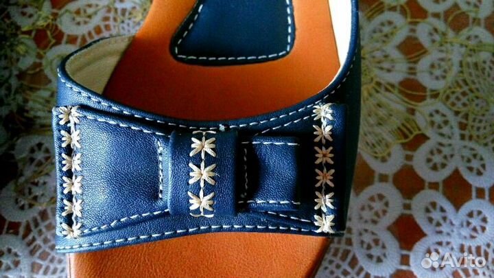 Босоножки новые, без каблука 36 размер