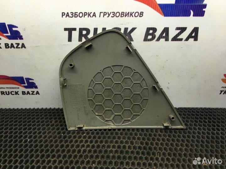 Решетка динамика правая Daf XF105
