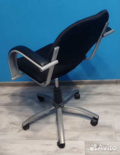 Кресло компьютерное