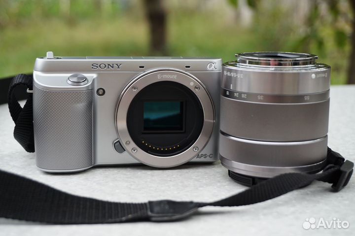 Sony Nex-F3