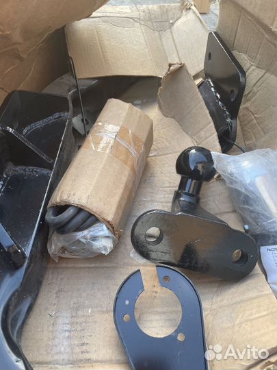 Фаркоп для Land Cruiser