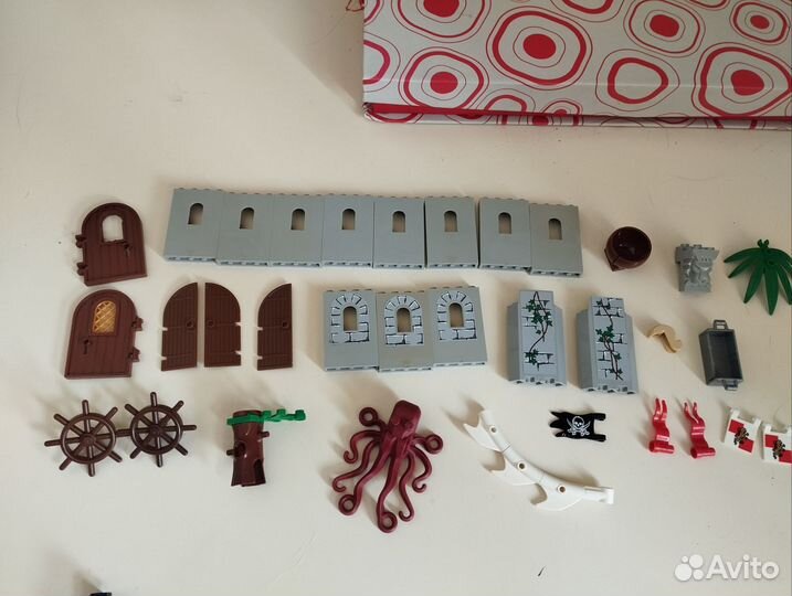 Фигурки,детали кастл