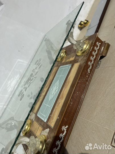 Журнальный столик со стеклом бу